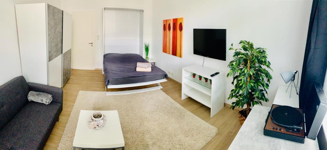 Moderner Bungalow, 20 Minuten Bis Hannover City, 24H Check-In Garbsen Exterior photo